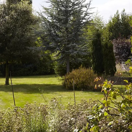 Meadowcroft Bed and Breakfast 4*