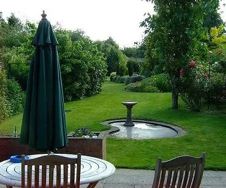 Bed and Breakfast Meadowcroft 4*