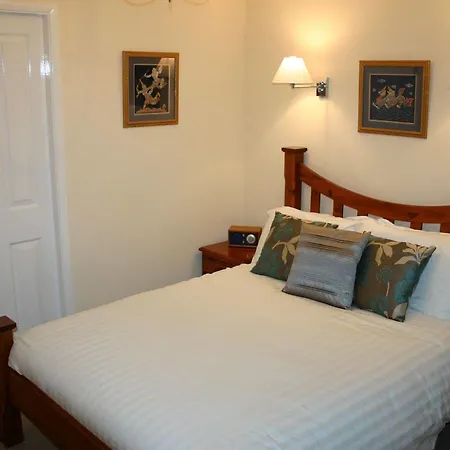 Bed and Breakfast Meadowcroft 4*